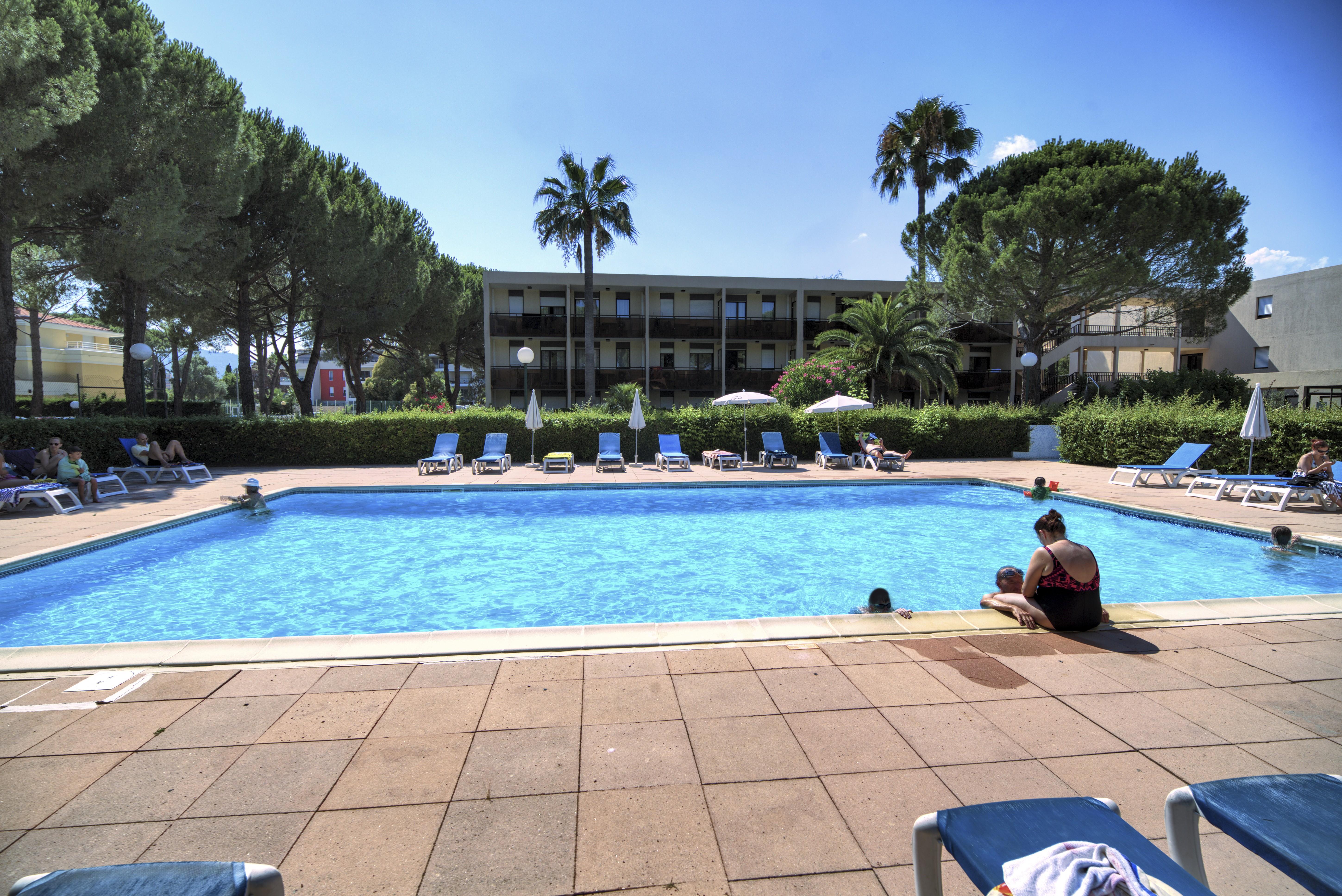 Residence Pierre & Vacances Les Jardins Ombrages Mandelieu Eksteriør billede